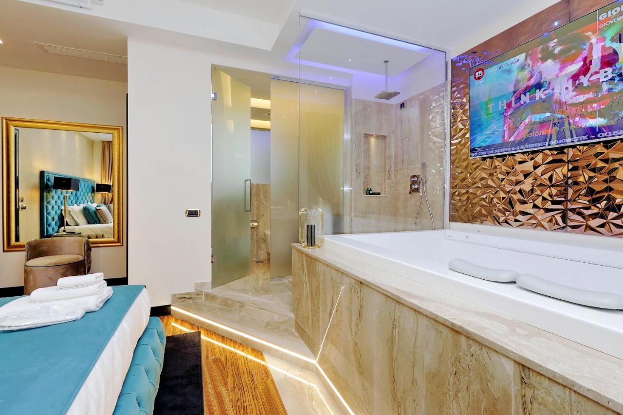 Trevi Diamond Luxury Suites & Jacuzzi Roma Exterior foto